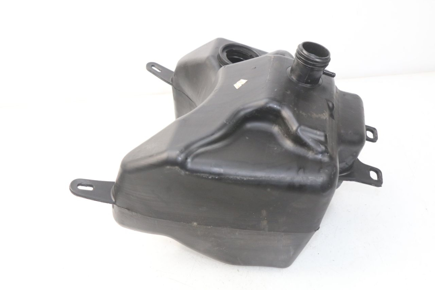 photo de BRANDSTOFTANK PIAGGIO CARNABY 125 (2007 - 2011) - Andere kijkhoek