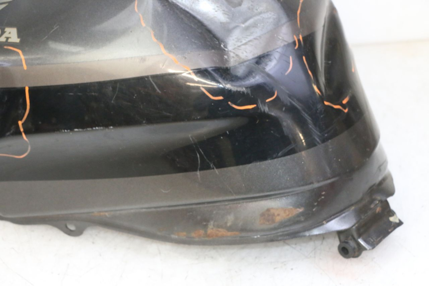 photo de BRANDSTOFTANK HONDA CBR F SC25 1000 (1989 - 1992) - Aanvullende foto