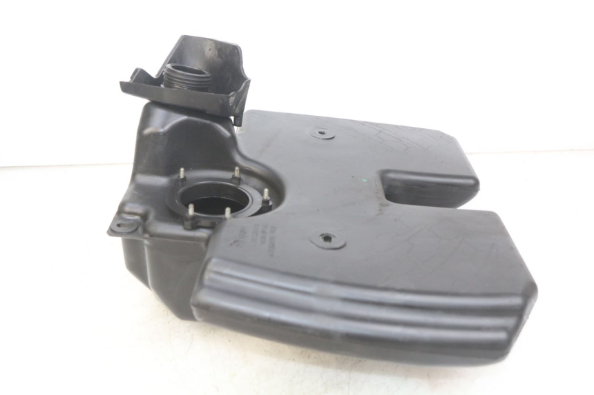 photo de BRANDSTOFTANK PEUGEOT CITYSTAR 125 (2011 - 2017) - Andere kijkhoek