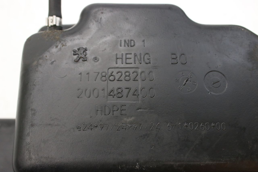 photo de BRANDSTOFTANK PEUGEOT CITYSTAR 50 (2013 - 2017) - Andere kijkhoek