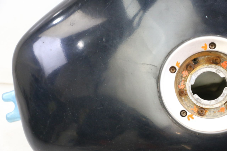 photo de BRANDSTOFTANK APRILIA CLASSIC 125 (1995 - 2001) - Focus op structuur