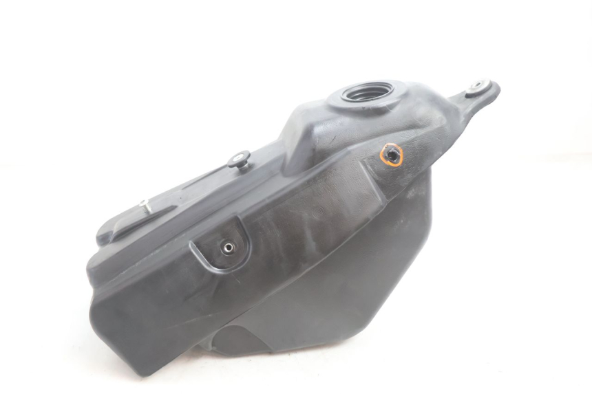 photo de BRANDSTOFTANK HM HONDA CRM DERAPAGE RR 50 (2006 - 2017) - Detail van het onderdeel