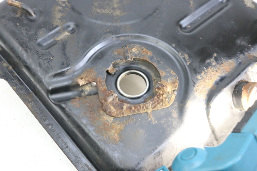 photo de BRANDSTOFTANK KYMCO DINK 4T 50 (2007 - 2018) - Andere kijkhoek