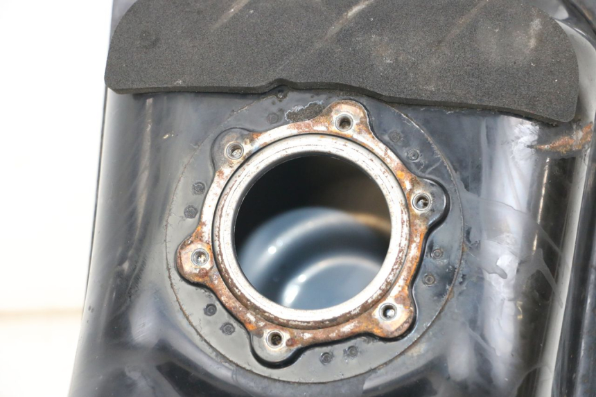 photo de BRANDSTOFTANK KYMCO DINK STREET 125 (2009 - 2014) - Markeringen en referenties