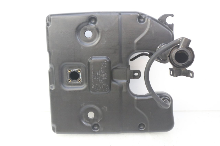 photo de BRANDSTOFTANK PEUGEOT DJANGO 2T 50 (2014 - 2019) - Hoofdaanzicht