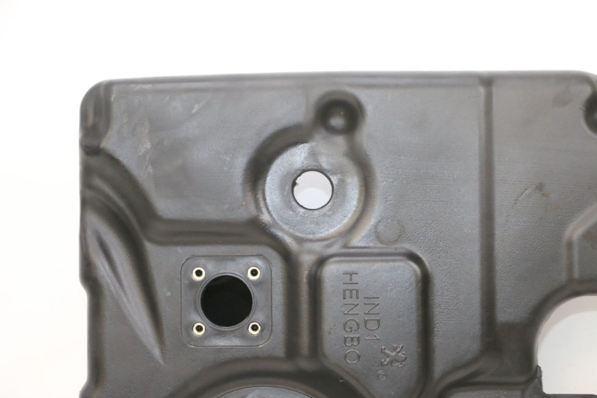 photo de BRANDSTOFTANK PEUGEOT DJANGO 4T 50 (2014 - 2019) - Staat van het oppervlak