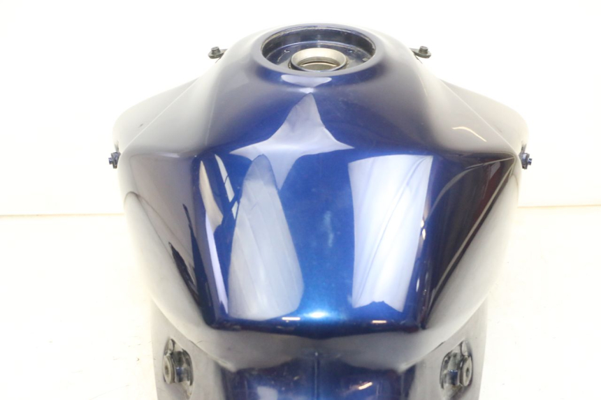 photo de BRANDSTOFTANK SUZUKI DL V STROM 1000 (2002 - 2007) - Zoom op componenten