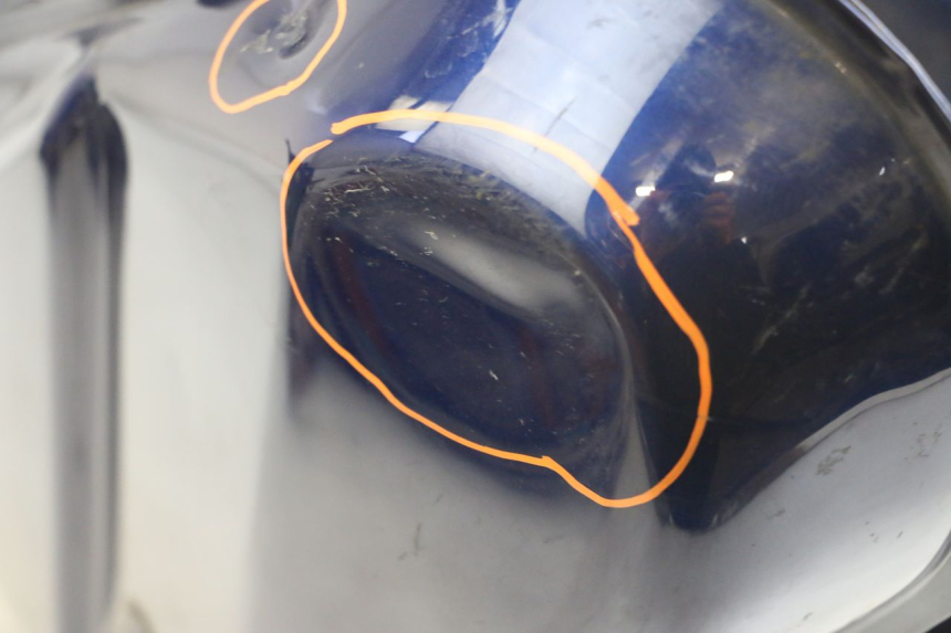 photo de BRANDSTOFTANK SUZUKI DL V STROM 1000 (2002 - 2007) - Overzicht