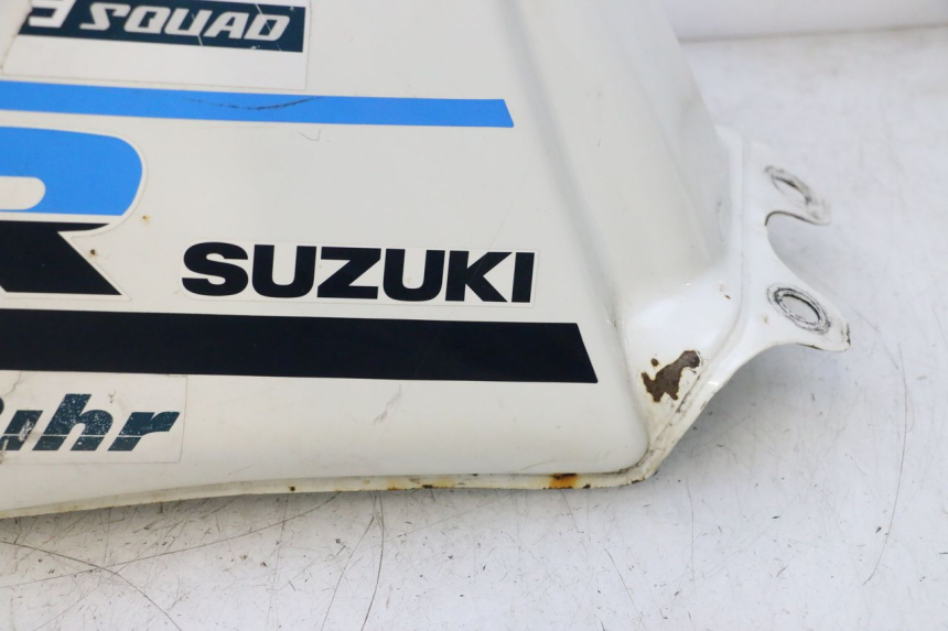 photo de BRANDSTOFTANK SUZUKI DR S 600 (1985 - 1989) - Alternatieve hoek