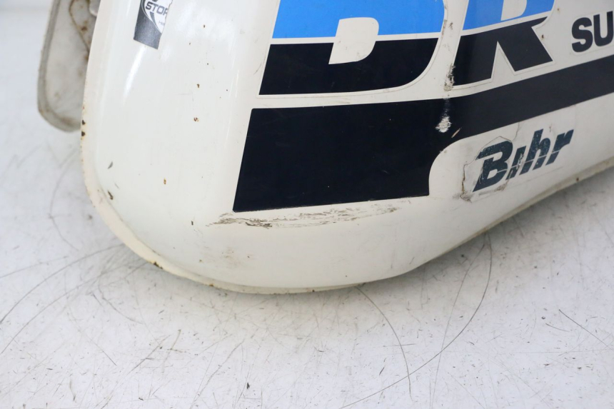 photo de BRANDSTOFTANK SUZUKI DR S 600 (1985 - 1989) - Zoom op gebruiksstaat
