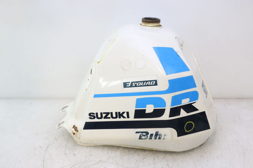 photo de BRANDSTOFTANK SUZUKI DR S 600 (1985 - 1989) - Gecontroleerd onderdeel