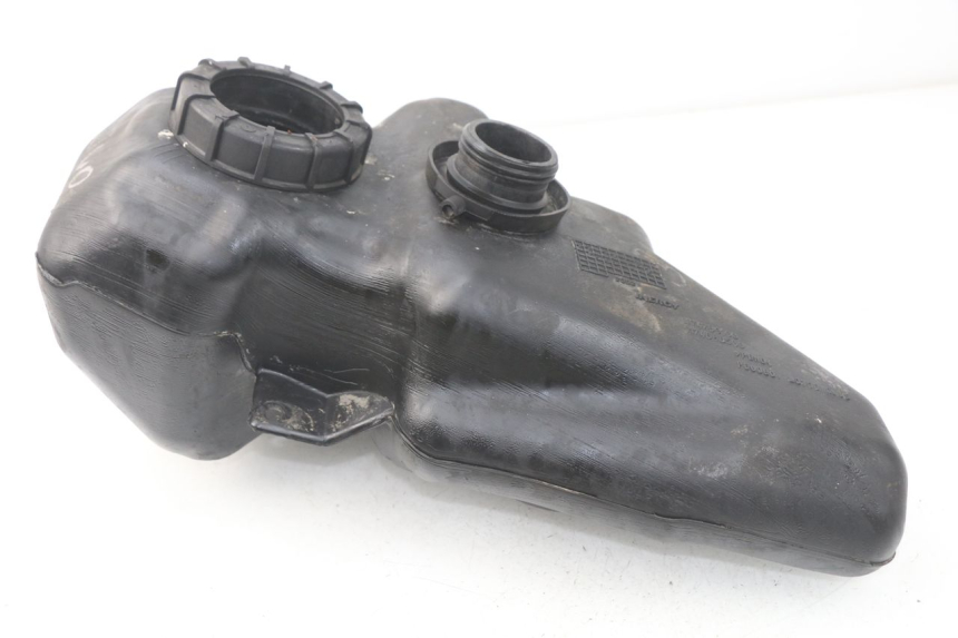 photo de BRANDSTOFTANK PEUGEOT ELYSTAR 125 (2002 - 2007) - Andere kijkhoek