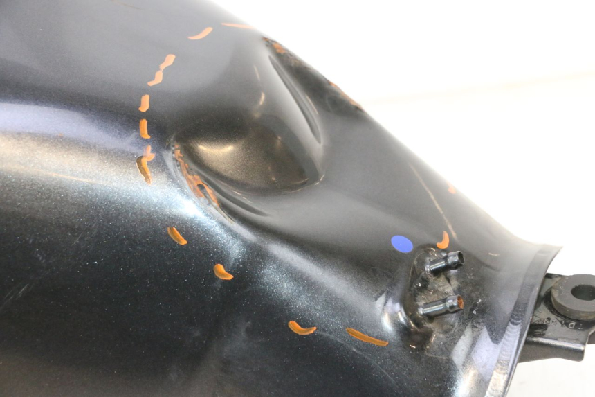 photo de BRANDSTOFTANK KAWASAKI ER-6 ER6 F ABS 650 (2012 - 2016) - Kenmerkende details