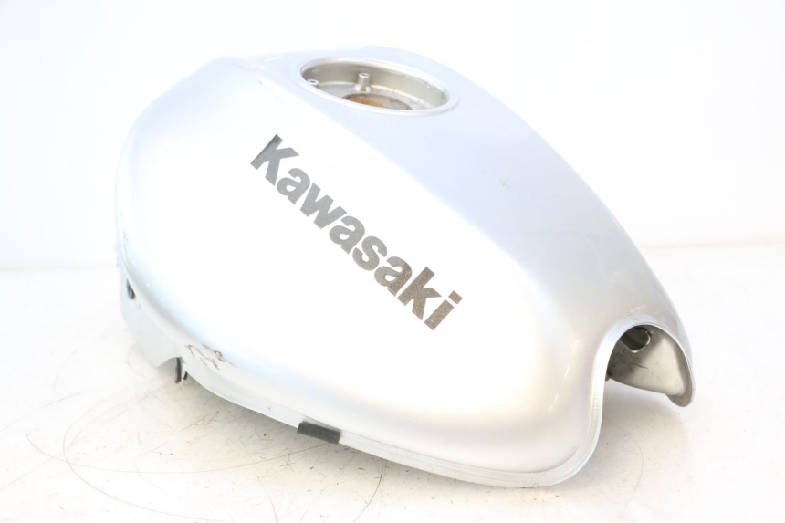 photo de BRANDSTOFTANK KAWASAKI ER-6 ER6 N 650 (2005 - 2009) - Alternatieve hoek