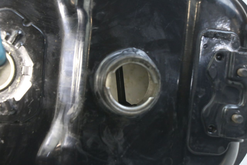 photo de BRANDSTOFTANK TNT MOTOR FASTINO 4T 50 (2013 - 2019) - Zoom op gebruiksstaat