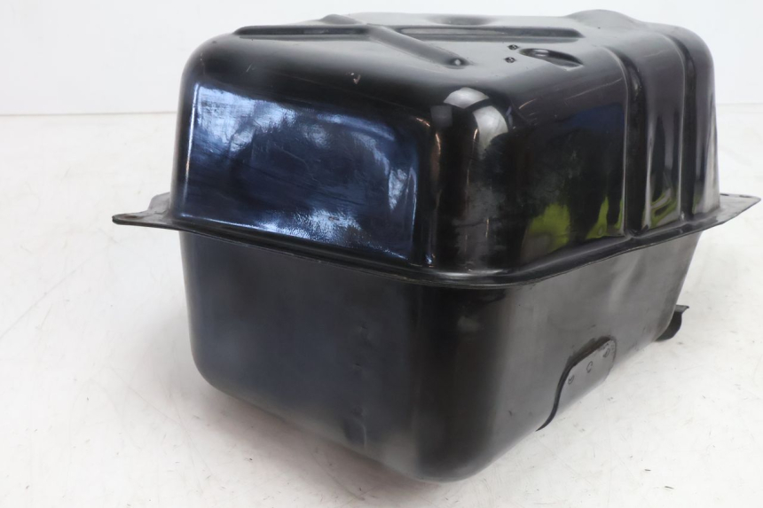photo de BRANDSTOFTANK HONDA FES PANTHEON 2T 125 (1998 - 2002) - Technische close-up