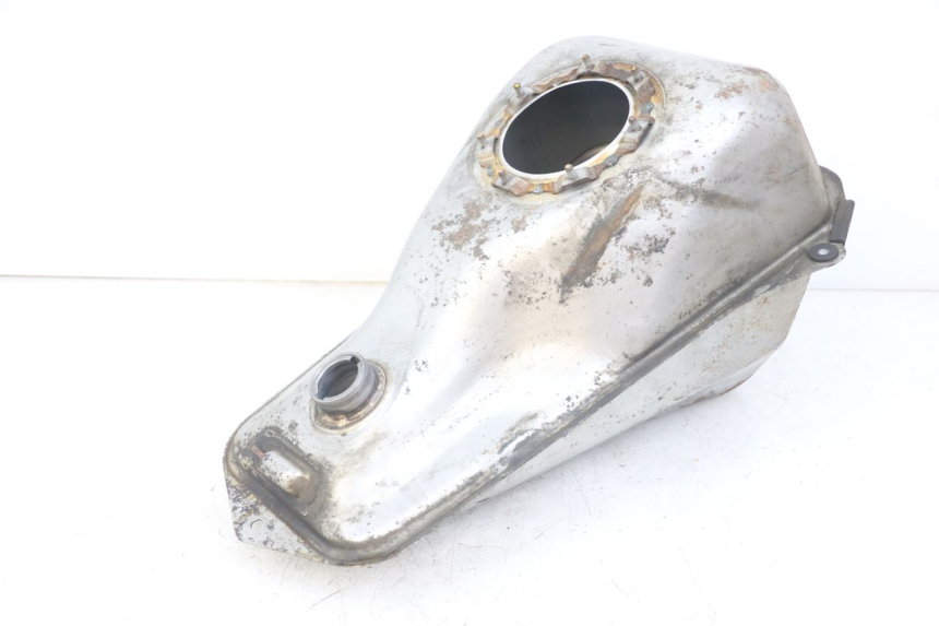 photo de BRANDSTOFTANK HONDA FJS SILVERWING SILVER WING 600 (2001 - 2010) - Hoofdaanzicht