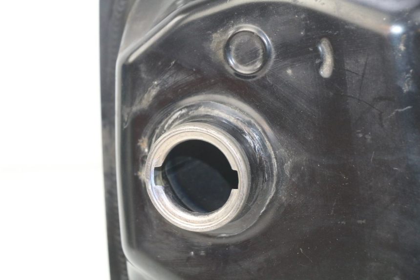 photo de BRANDSTOFTANK HONDA FORZA 125 (2015 - 2016) - Zoom op gebruiksstaat