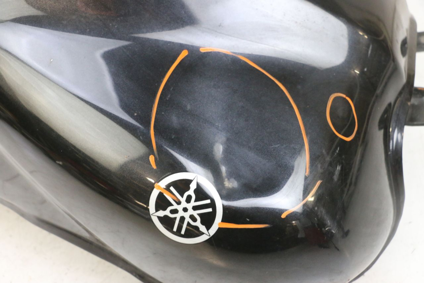 photo de BRANDSTOFTANK YAMAHA FZ6 N FAZER 600 (2004 - 2006) - Alternatieve hoek