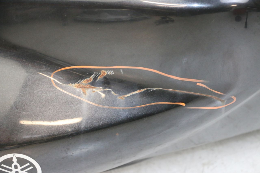 photo de BRANDSTOFTANK YAMAHA FZ6 N FAZER 600 (2004 - 2006) - Staat van het oppervlak