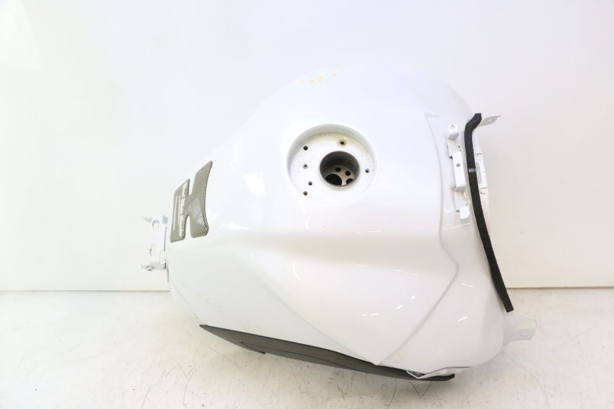 photo de BRANDSTOFTANK YAMAHA FZ8 800 (2010 - 2016) - Markeringen en referenties