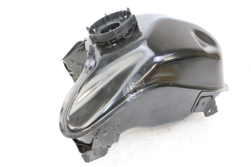 photo de BRANDSTOFTANK BMW G310 R 310 (2016 - 2020) - Zoom op componenten