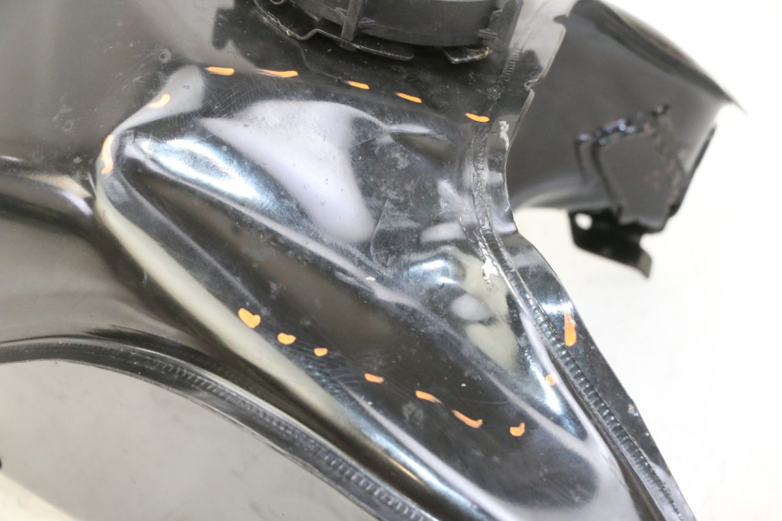 photo de BRANDSTOFTANK BMW G310 R 310 (2016 - 2020) - Markeringen en referenties