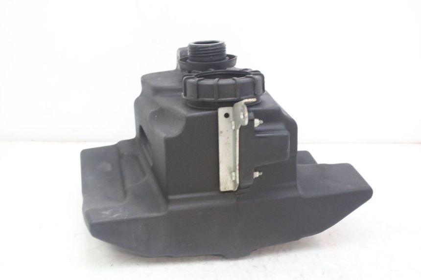 photo de BRANDSTOFTANK PEUGEOT GEOPOLIS RS 125 (2007 - 2009) - Detail van het onderdeel