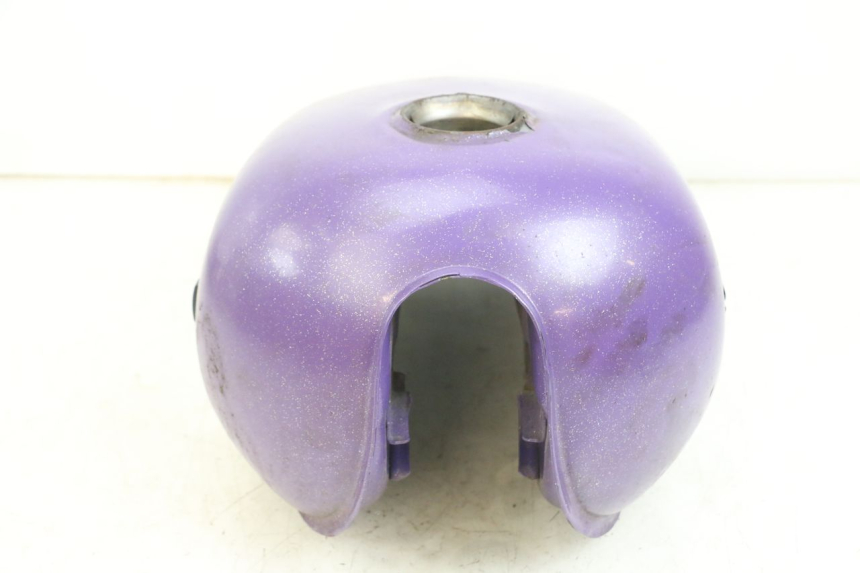 photo de BRANDSTOFTANK SUZUKI GN 125 (1997 - 2000) - Bevestigingspunten