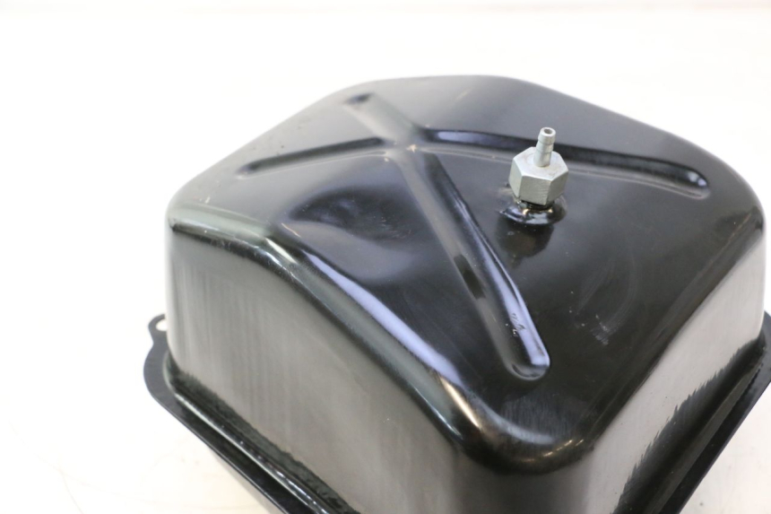 photo de BRANDSTOFTANK VASTRO GP 2T 50 (2013 - 2017) - Technische close-up