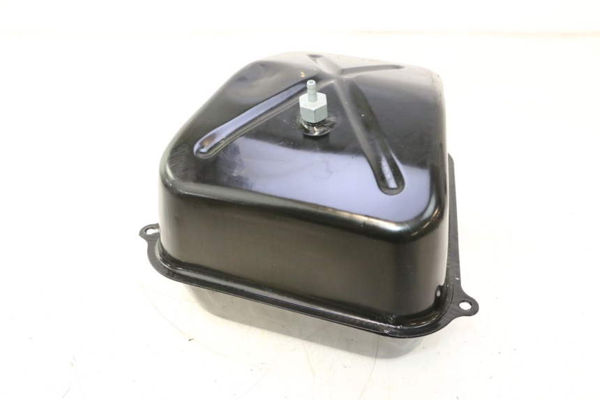 photo de BRANDSTOFTANK VASTRO GP 2T 50 (2013 - 2017) - Bevestigingspunten