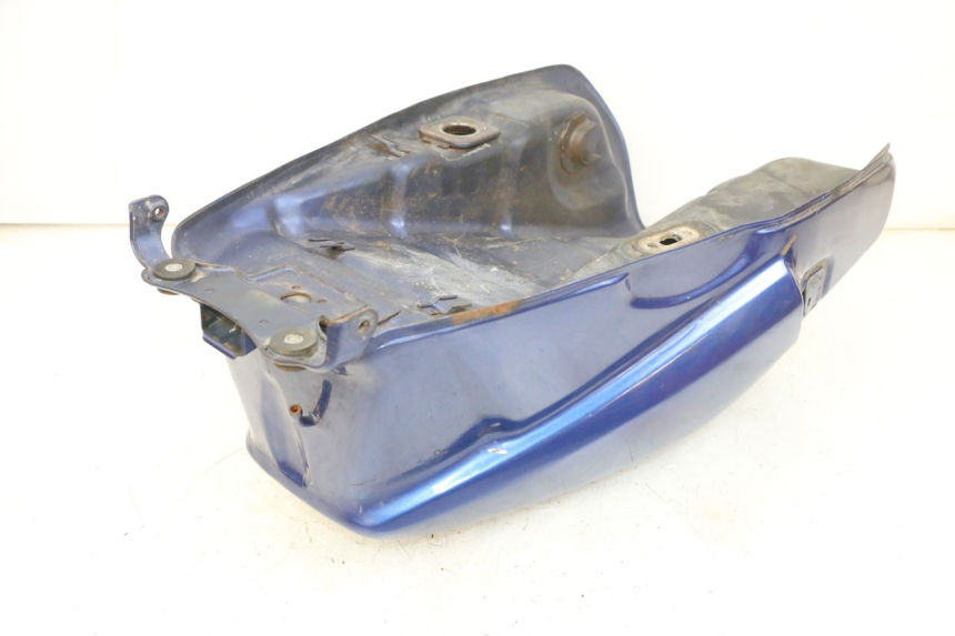 photo de BRANDSTOFTANK KAWASAKI GPX R WARBIRD 600 (1988 - 1993) - Detail van het onderdeel