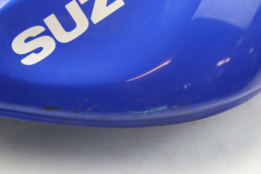 photo de BRANDSTOFTANK SUZUKI GSF S BANDIT 600 (2000 - 2004) - Zoom op componenten