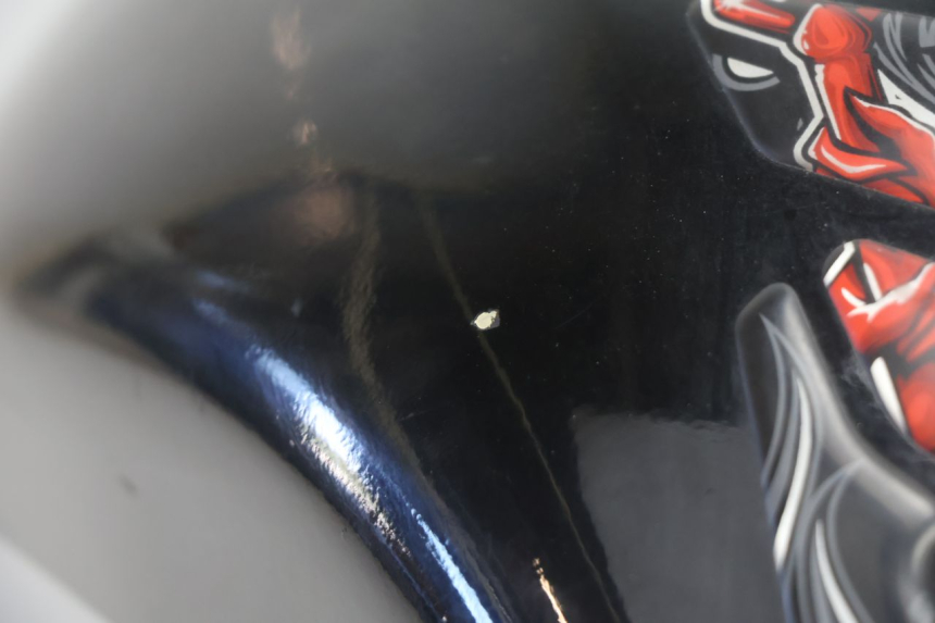 photo de BRANDSTOFTANK SUZUKI GSX F GSXF 750 (1988 - 1998) - Detailaanzicht