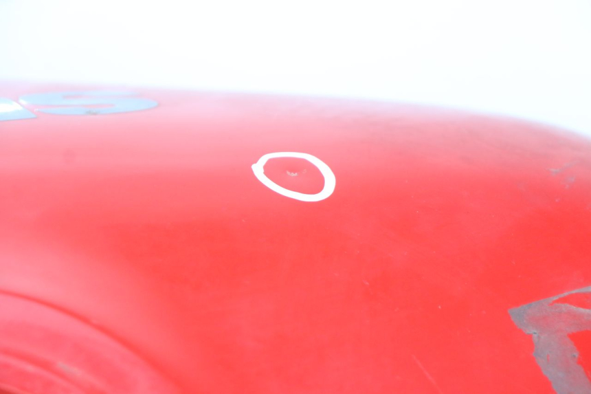 photo de BRANDSTOFTANK SUZUKI GSX F GSXF 750 (1988 - 1998) - Focus op structuur