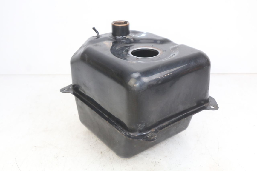 photo de BRANDSTOFTANK SYM GTS EFI 125 (2012 - 2016) - Andere kijkhoek