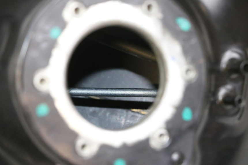 photo de BRANDSTOFTANK HUSQVARNA SVARTPILEN 401 (2018 - 2023) - Andere kijkhoek