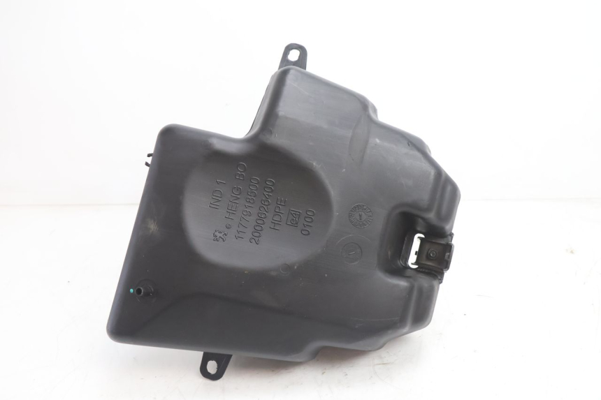 photo de BRANDSTOFTANK PEUGEOT KISBEE 2T 50 (2018 - 2022) - Technische close-up