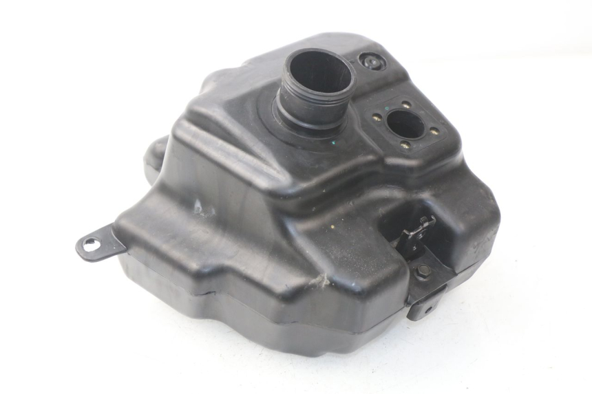 photo de BRANDSTOFTANK PEUGEOT KISBEE 4T 50 (2010 - 2017) - Hoofdaanzicht