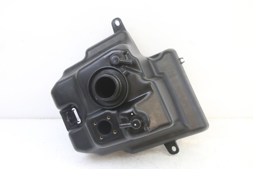 photo de BRANDSTOFTANK PEUGEOT KISBEE 4T 50 (2018 - 2022) - Hoofdaanzicht