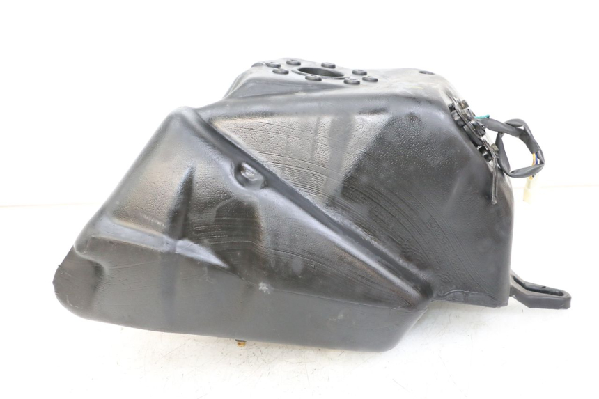 photo de BRANDSTOFTANK KYMCO STRYKER OFF ROAD 125 (1999 - 2005) - Markeringen en referenties