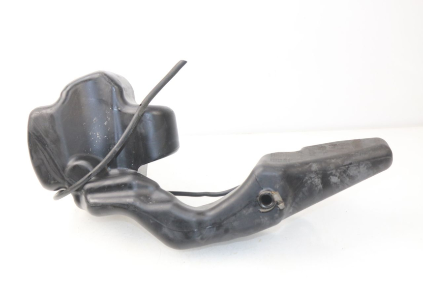 photo de BRANDSTOFTANK PIAGGIO LIBERTY 4T 50 (2004 - 2008) - Detail van het onderdeel