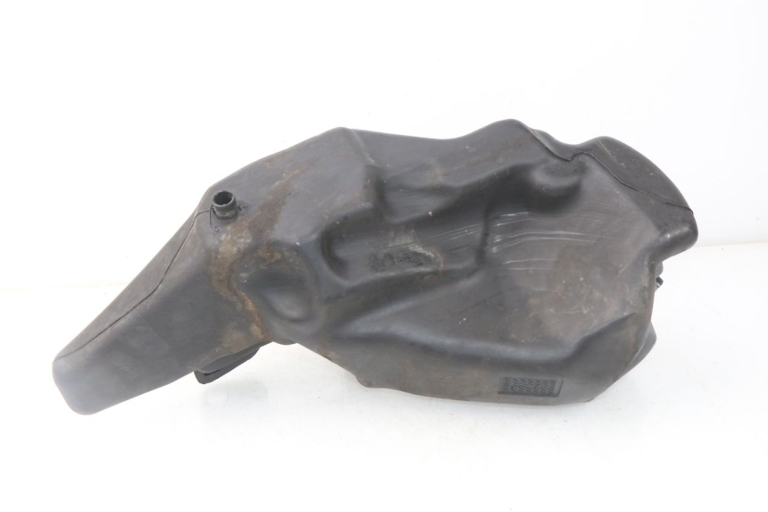 photo de BRANDSTOFTANK PIAGGIO LIBERTY 4T 50 (2009 - 2015) - Zoom op gebruiksstaat