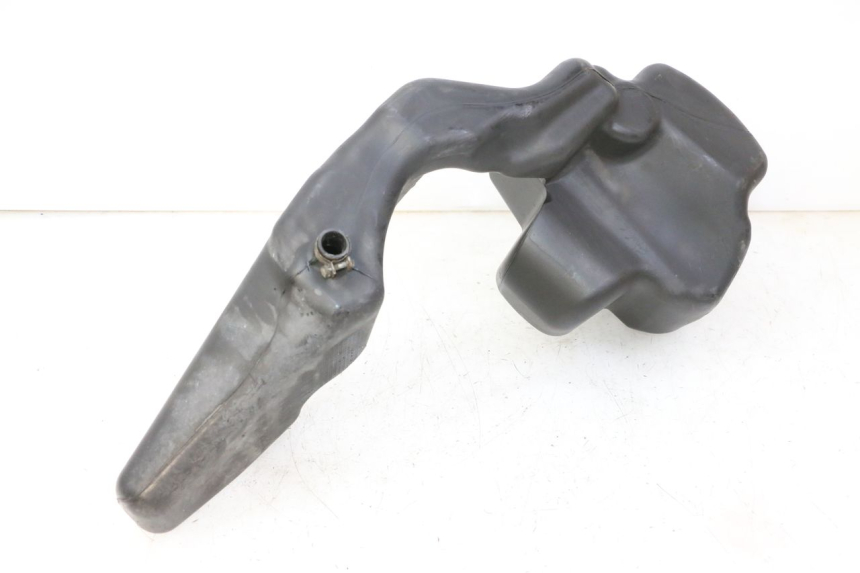 photo de BRANDSTOFTANK PIAGGIO LIBERTY 125 (1998 - 2008) - Detail van het onderdeel