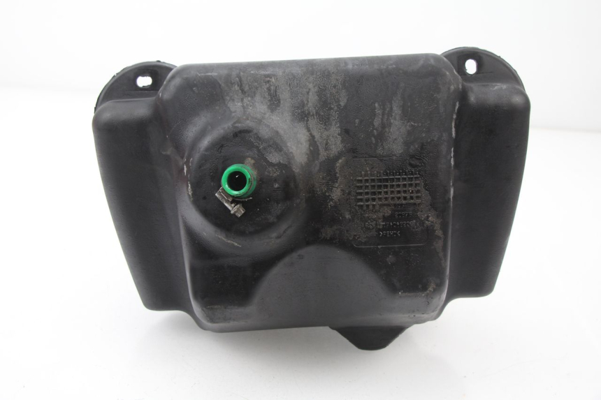 photo de BRANDSTOFTANK PEUGEOT LOOXOR 50 (2001 - 2004) - Detail van het onderdeel