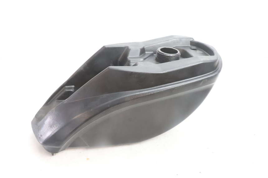 photo de BRANDSTOFTANK PEUGEOT LUDIX BLASTER 50 (2006 - 2014) - Andere kijkhoek