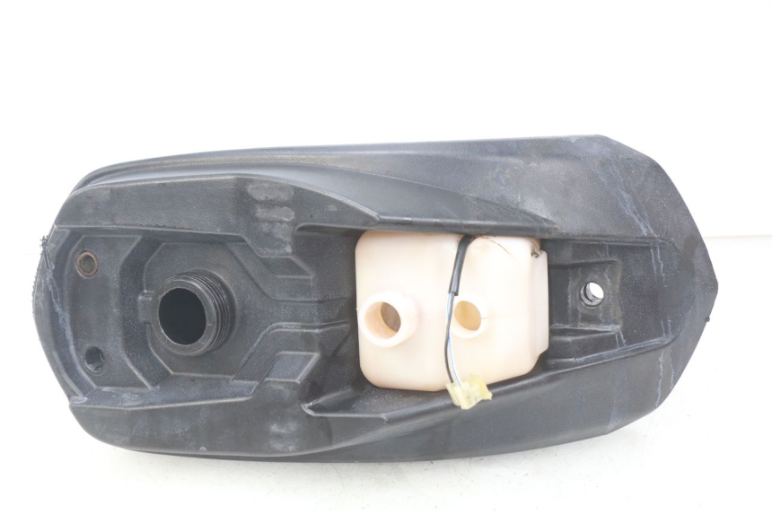 photo de BRANDSTOFTANK PEUGEOT LUDIX SNAKE 2T 50 (2004 - 2014) - Hoofdaanzicht