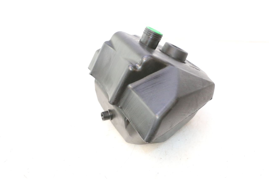 photo de BRANDSTOFTANK MBK MACH G AC 50 (2002 - 2014) - Andere kijkhoek