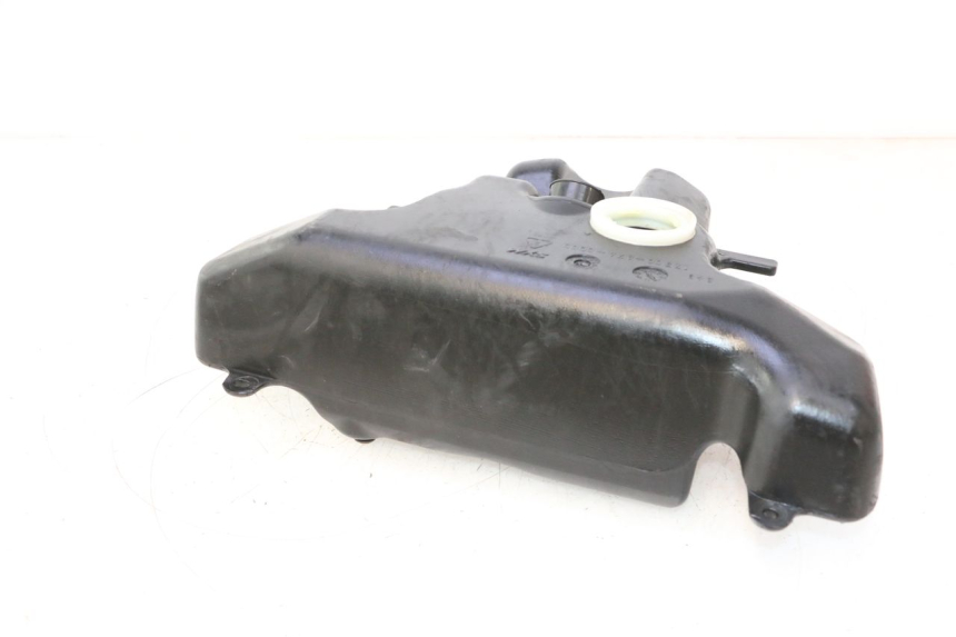 photo de BRANDSTOFTANK SYM MIO 50 (2005 - 2010) - Andere kijkhoek