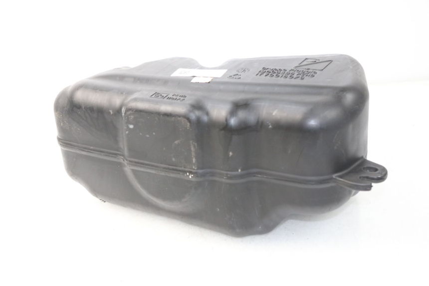 photo de BRANDSTOFTANK PIAGGIO MP3 HPE 500 (2019 - 2022) - Detail van het onderdeel